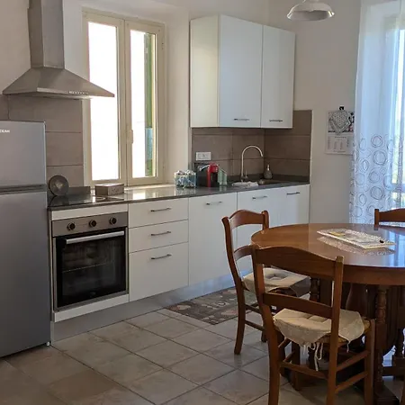 Casa Maddi Con Vista Mare Vicinissima Al Centro Isola D'elba