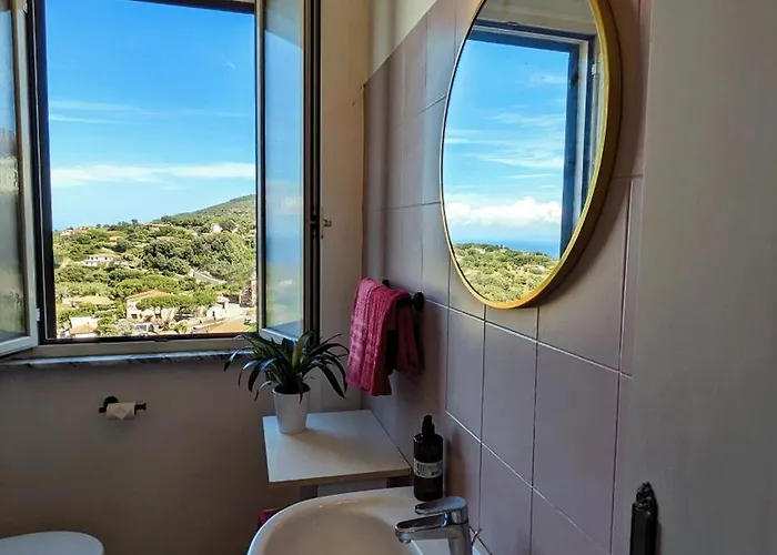 Casa Maddi Con Vista Mare Vicinissima Al Centro Isola D'elba דירה קאפוליברי