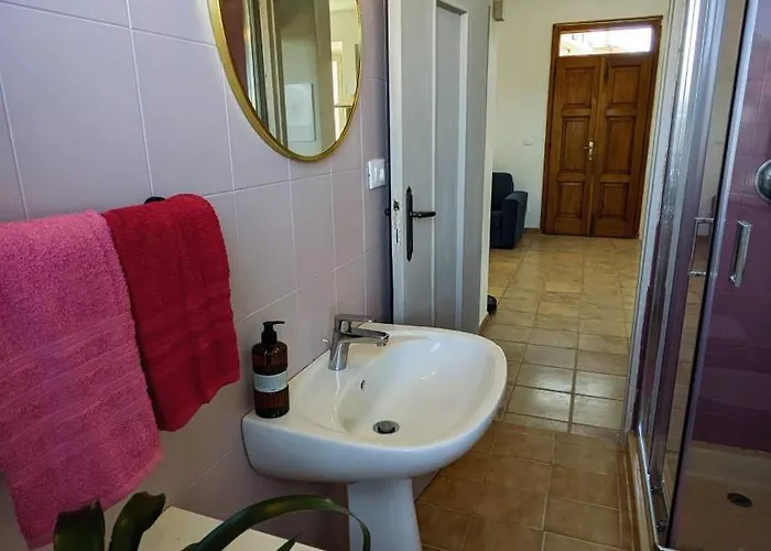 Casa Maddi Con Vista Mare Vicinissima Al Centro Isola D'elba *