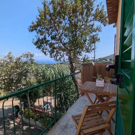 Appartamento Casa Maddi Con Vista Mare Vicinissima Al Centro Isola D'elba *