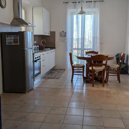 Casa Maddi Con Vista Mare Vicinissima Al Centro Isola D'elba *