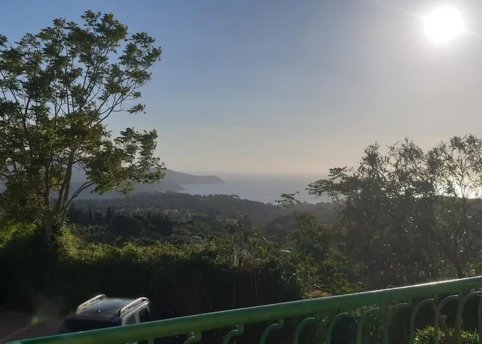 Casa Maddi Con Vista Mare Vicinissima Al Centro Isola D'elba Appartamento