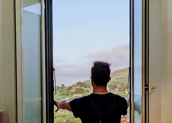 Casa Maddi Con Vista Mare Vicinissima Al Centro Isola D'elba