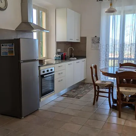 Casa Maddi Con Vista Mare Vicinissima Al Centro Isola D'elba